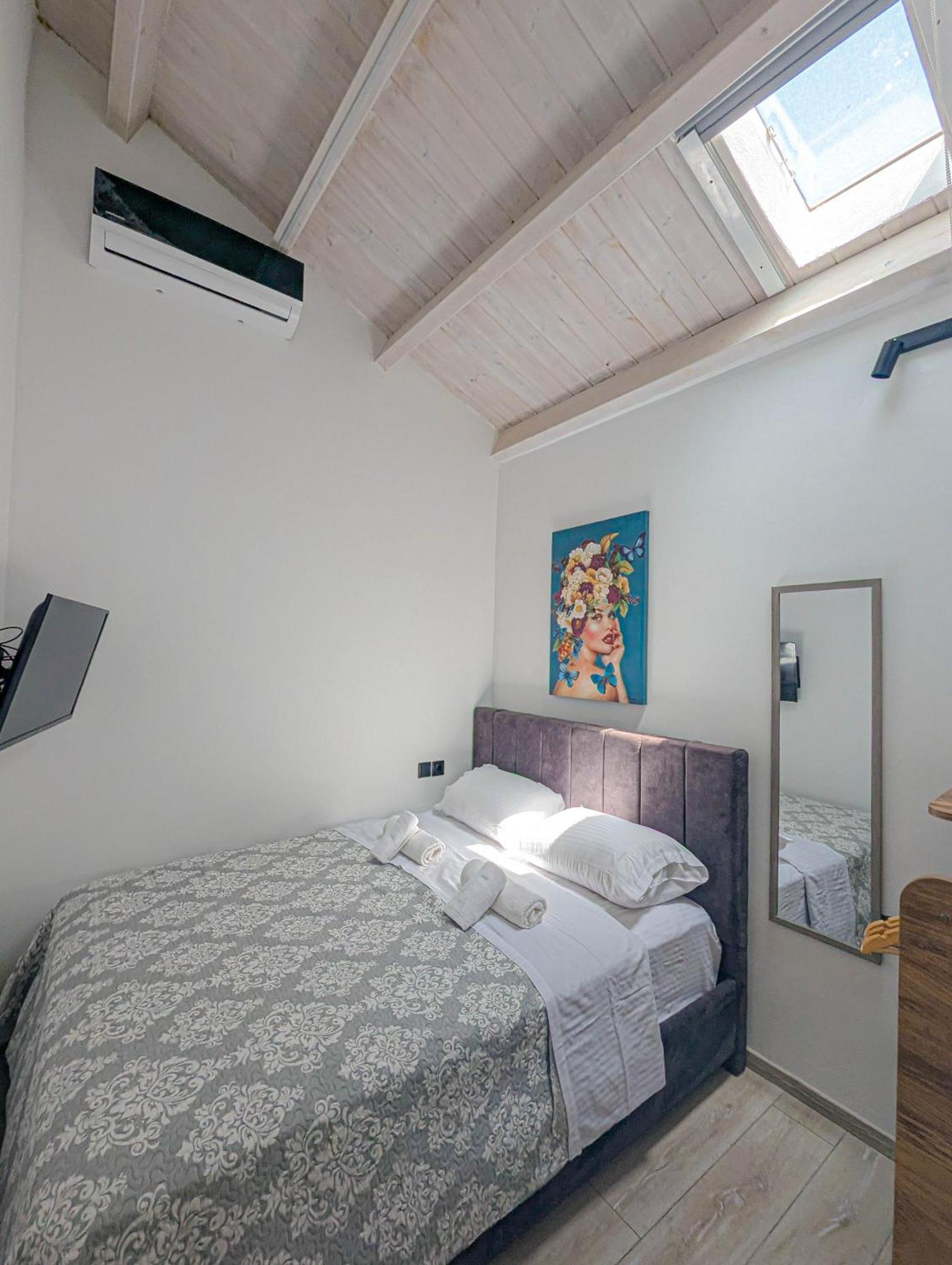 Ionian Pearl Apartments And Suites Corfu  Extérieur photo